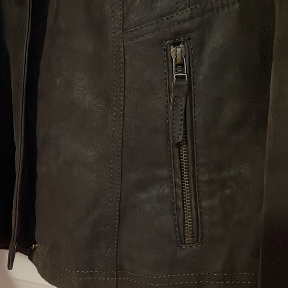 Danier Leather Jacket - Picture 6 of 14